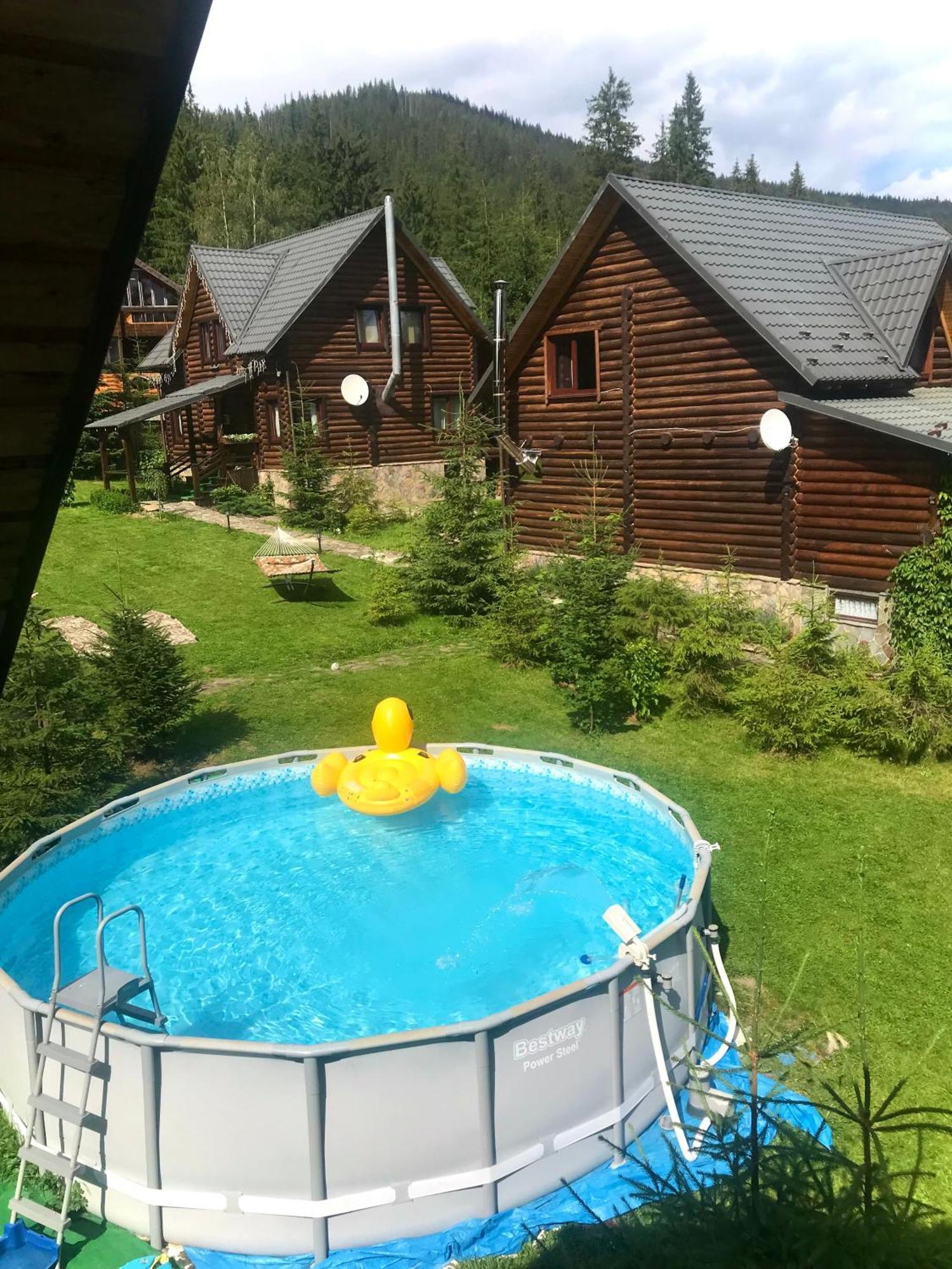Lavanda окремий з каміном Bukovel